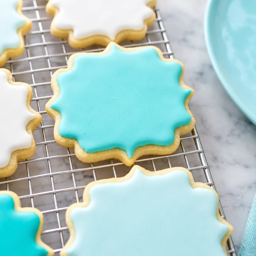 Easy Royal Icing: Quick, Delicious, Best-Ever Recipe